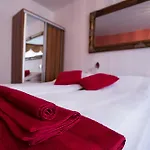 Herc Hotel 3*