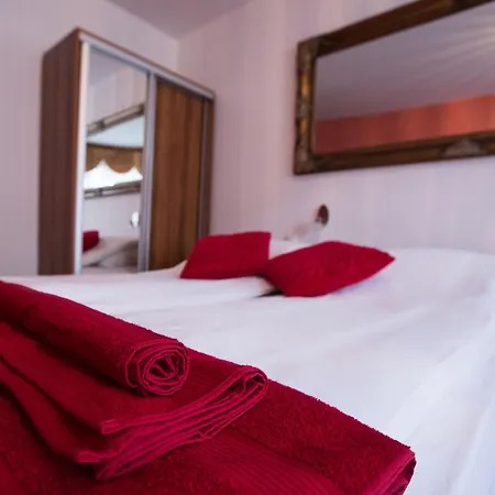 Herc Hotel 3*